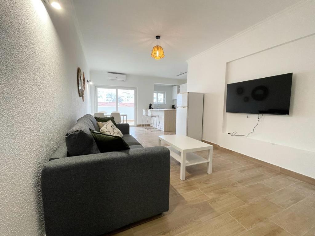 Apartment Centre With Pool Albufeira