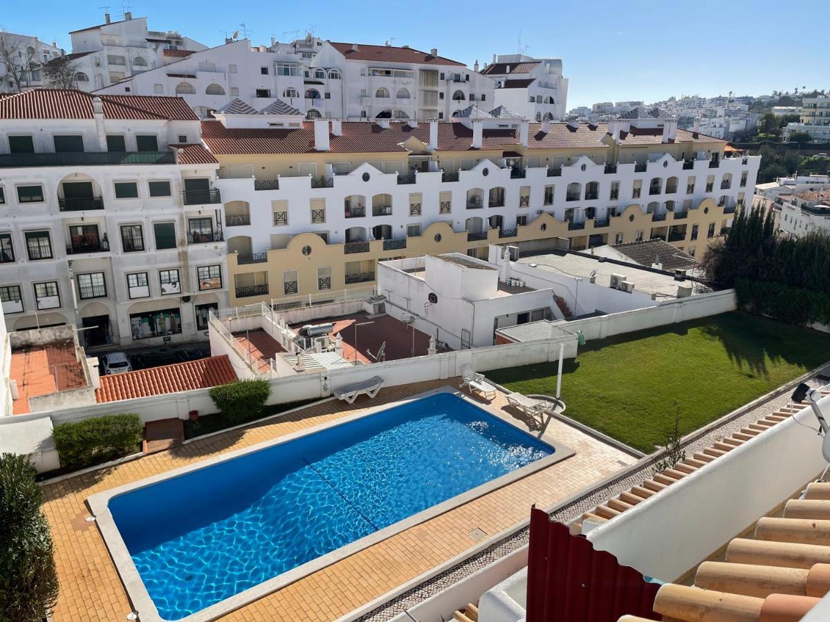 Centre With Pool *